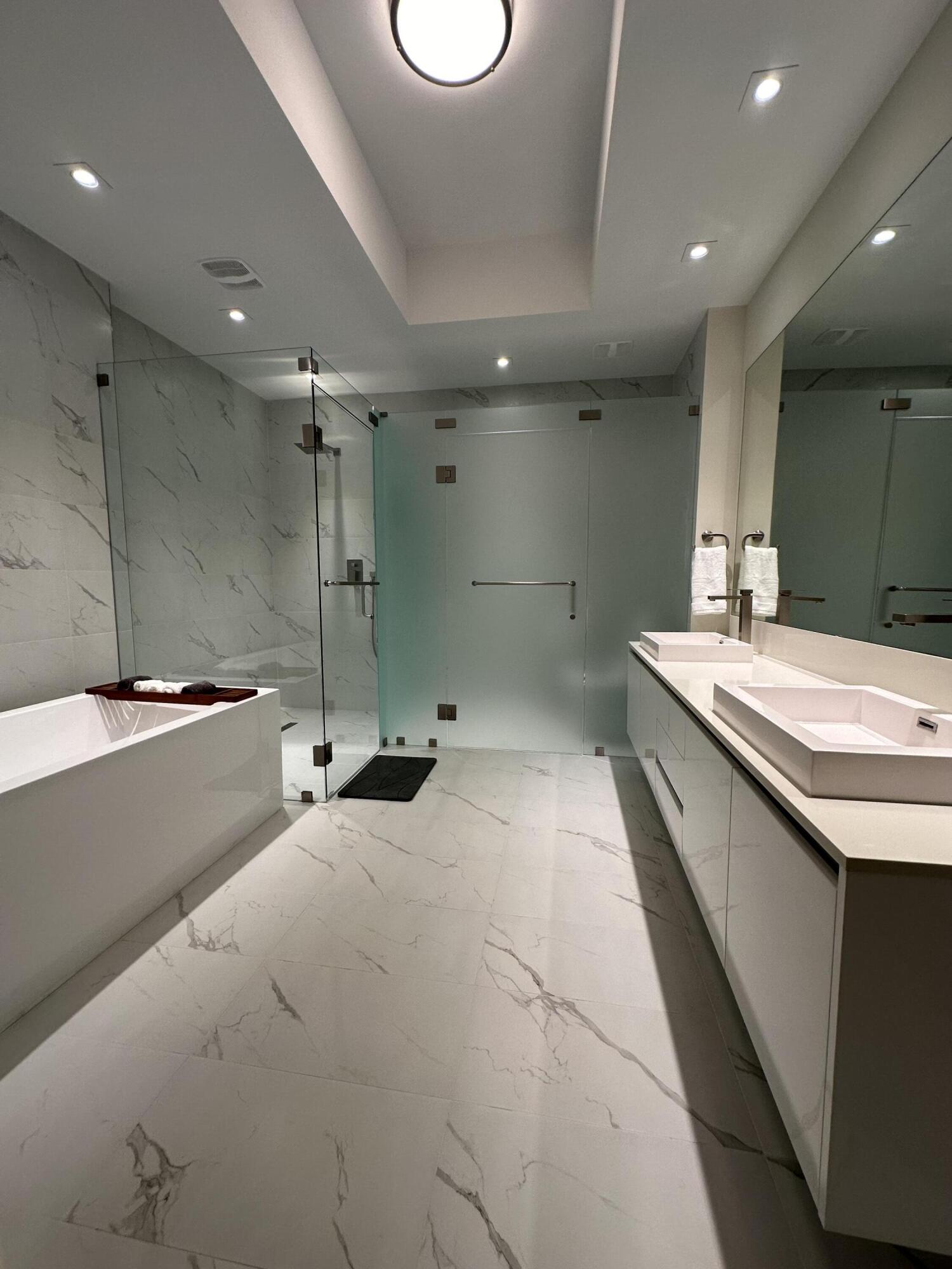 AMRIT OCEAN RESORT CONDO - Residential