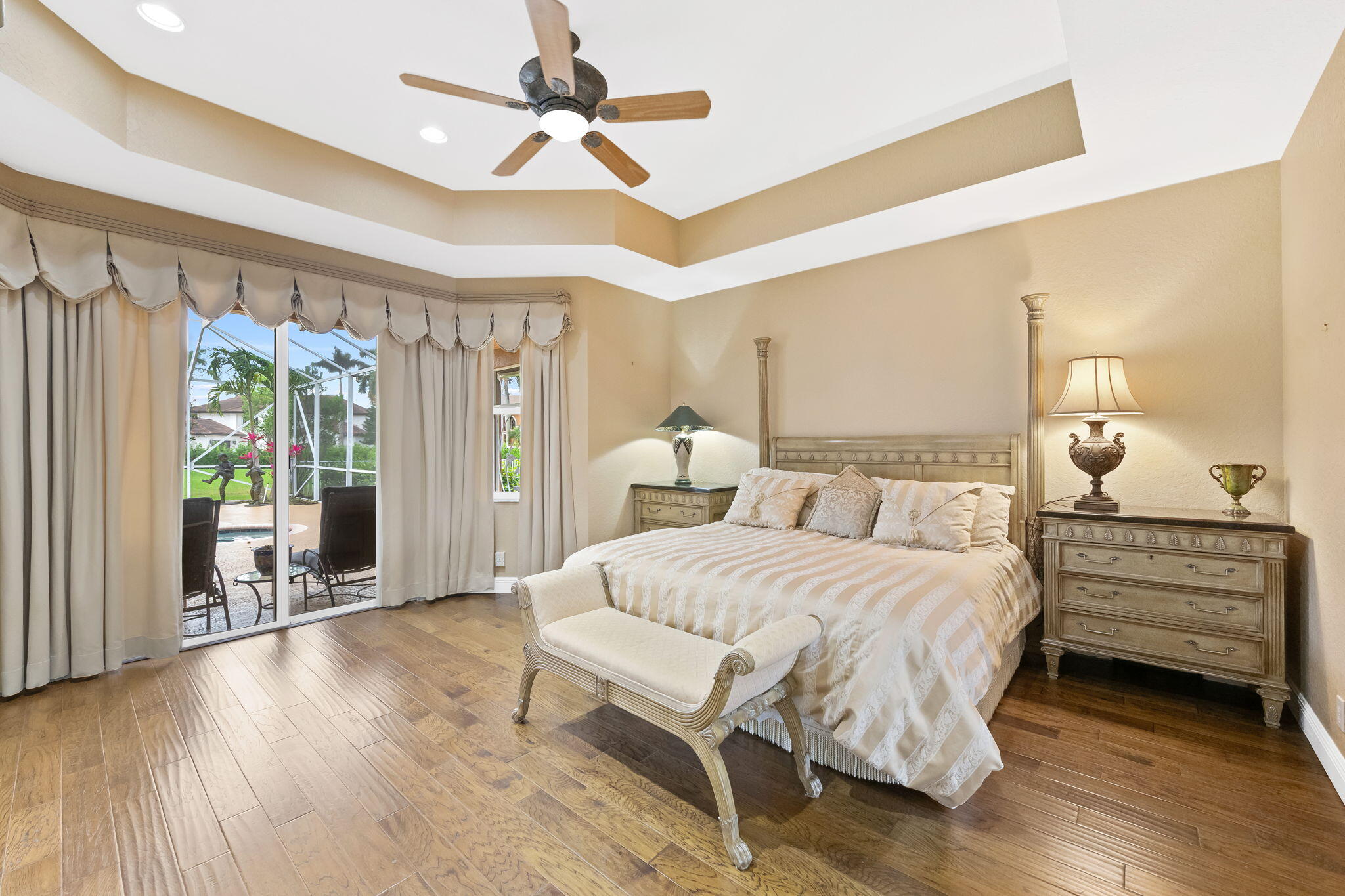 BOCA FALLS THE ESTATES - Residential