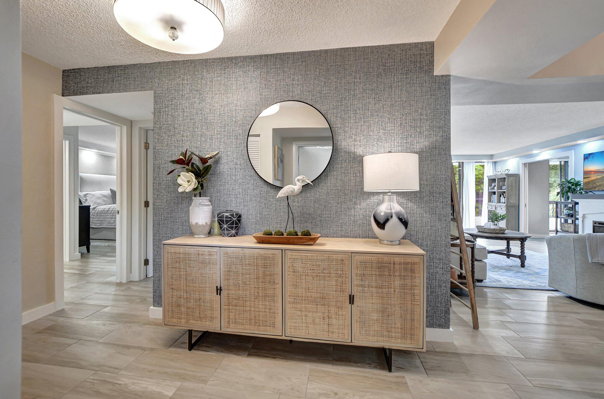 CORNICHE CONDO - Residential