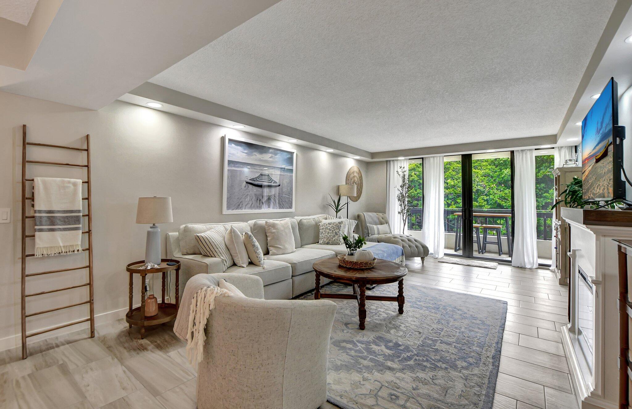 CORNICHE CONDO - Residential