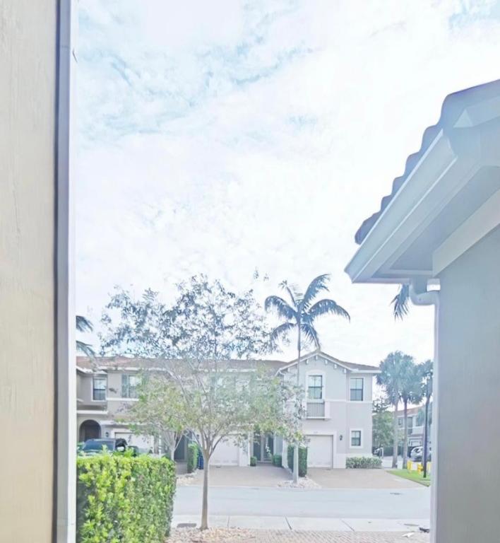 NEW COVENANT CHURCH PLAT - Residential Lease