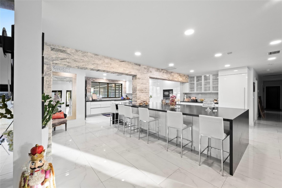 Running Brook Hills 70-23 - Residential