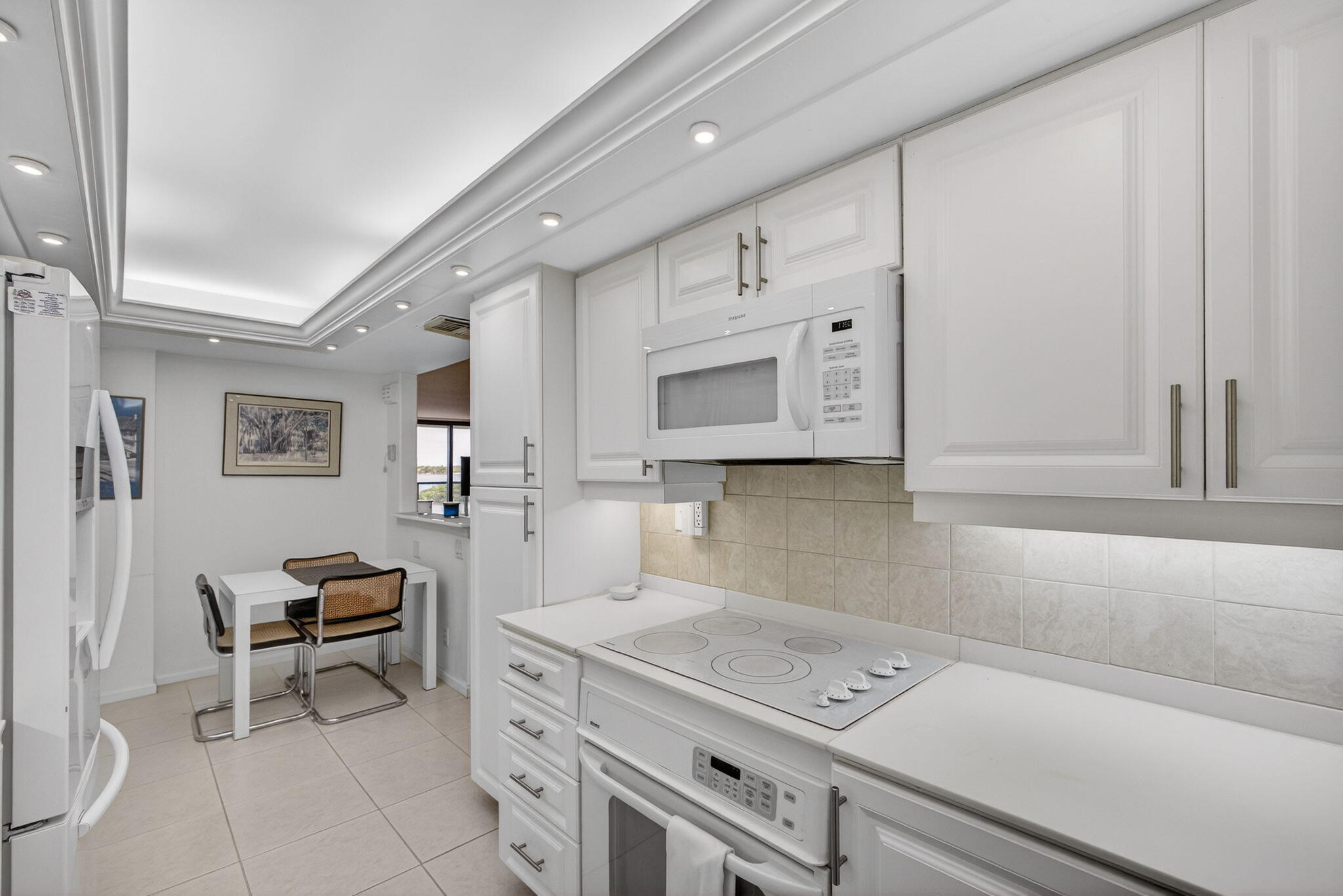 HALCYON OF PALM BEACH - Residential