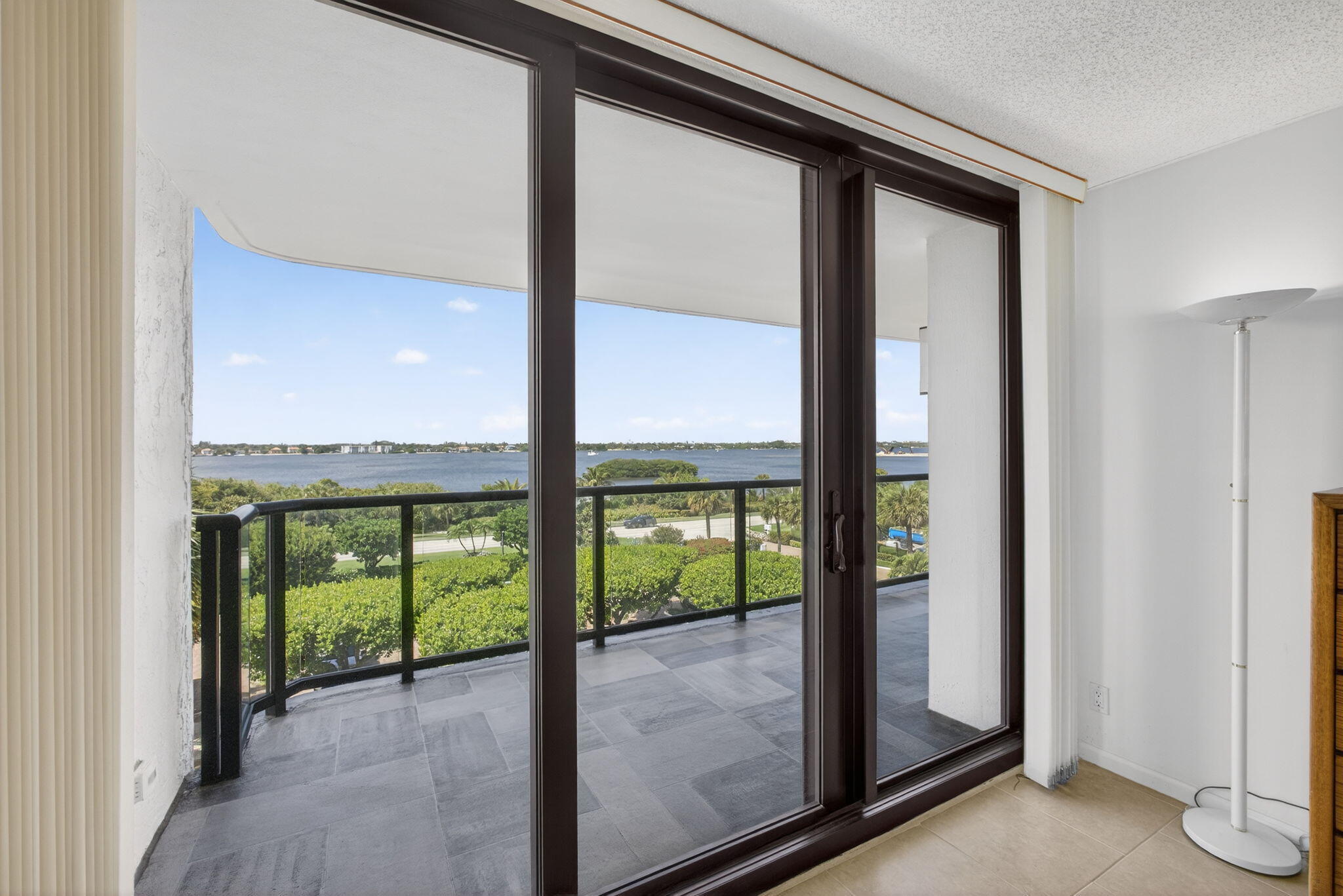 HALCYON OF PALM BEACH - Residential