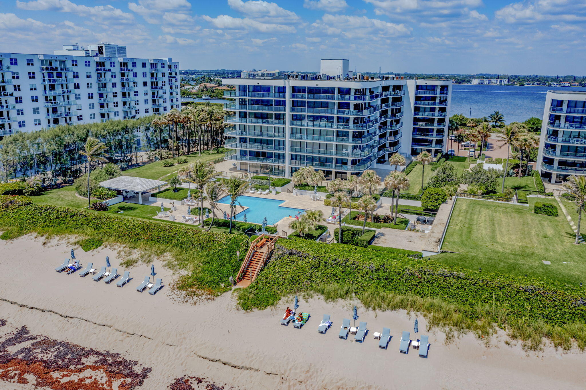 HALCYON OF PALM BEACH - Residential