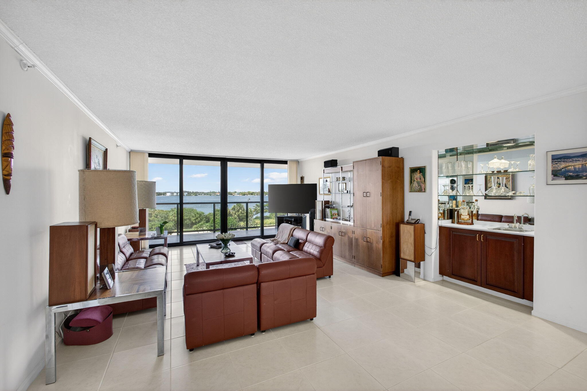 HALCYON OF PALM BEACH - Residential
