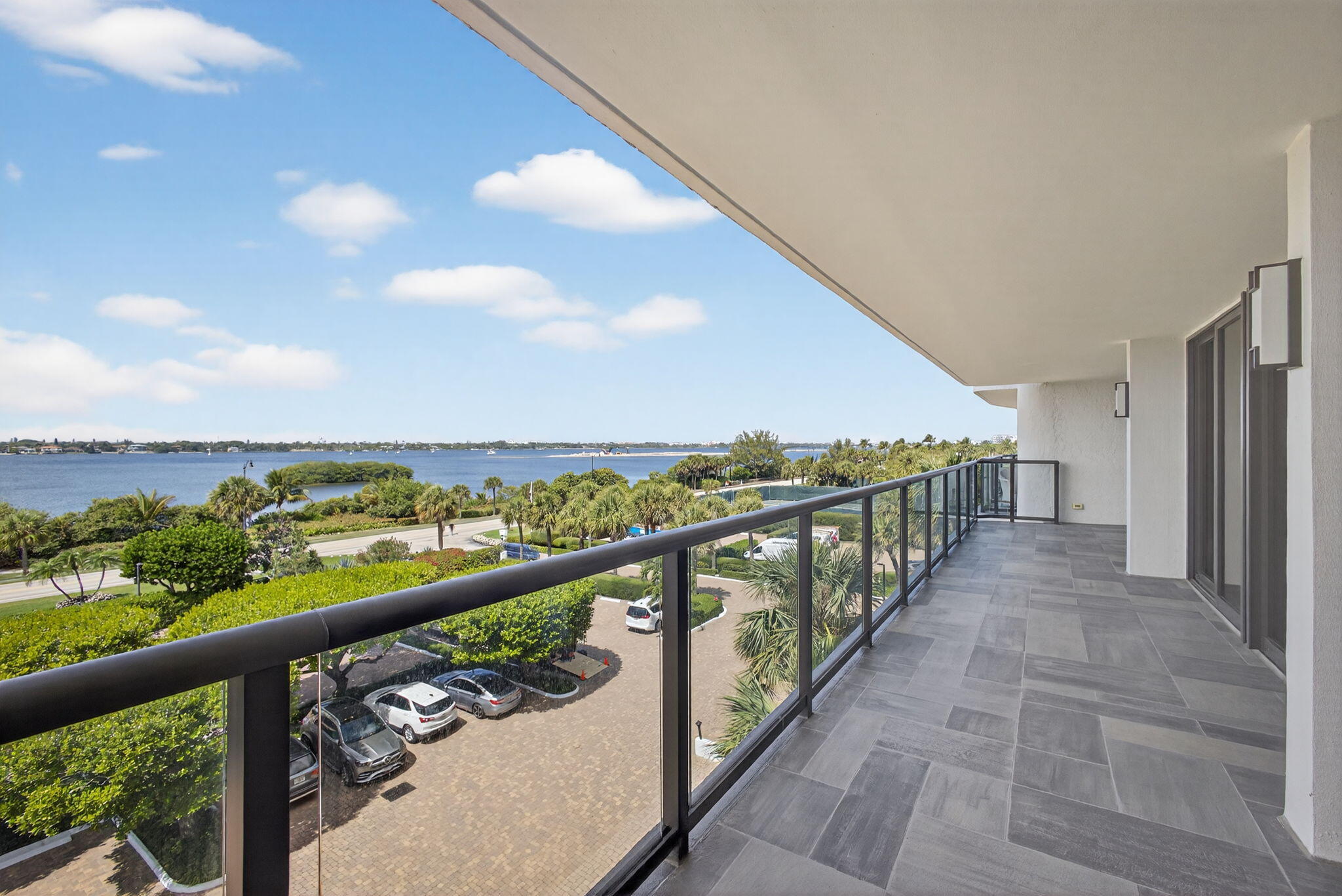 HALCYON OF PALM BEACH - Residential