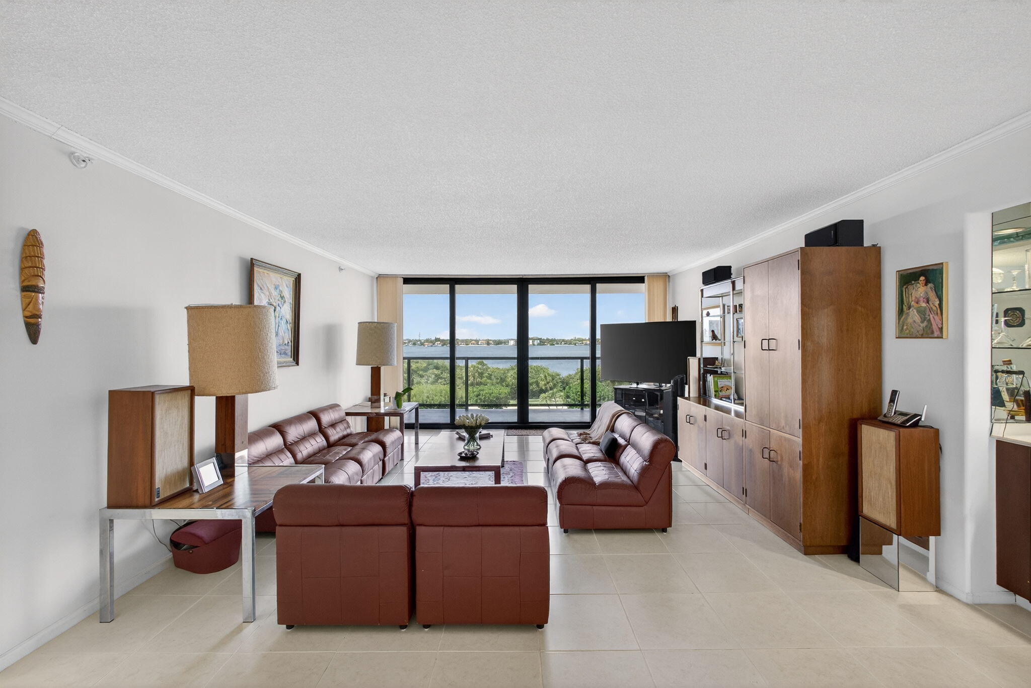 HALCYON OF PALM BEACH - Residential