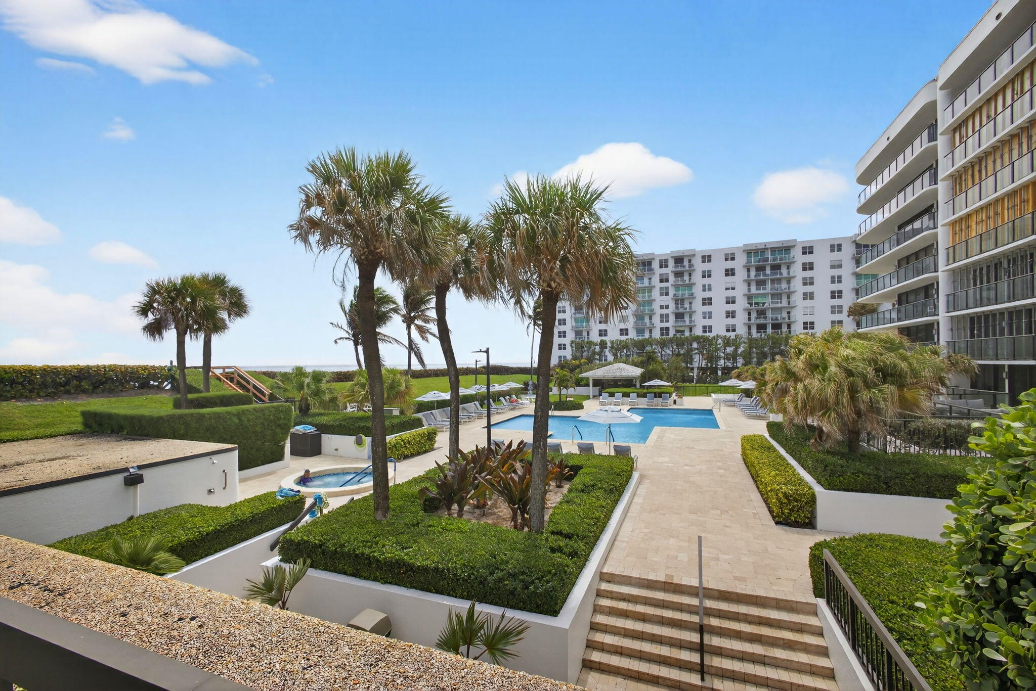 HALCYON OF PALM BEACH - Residential