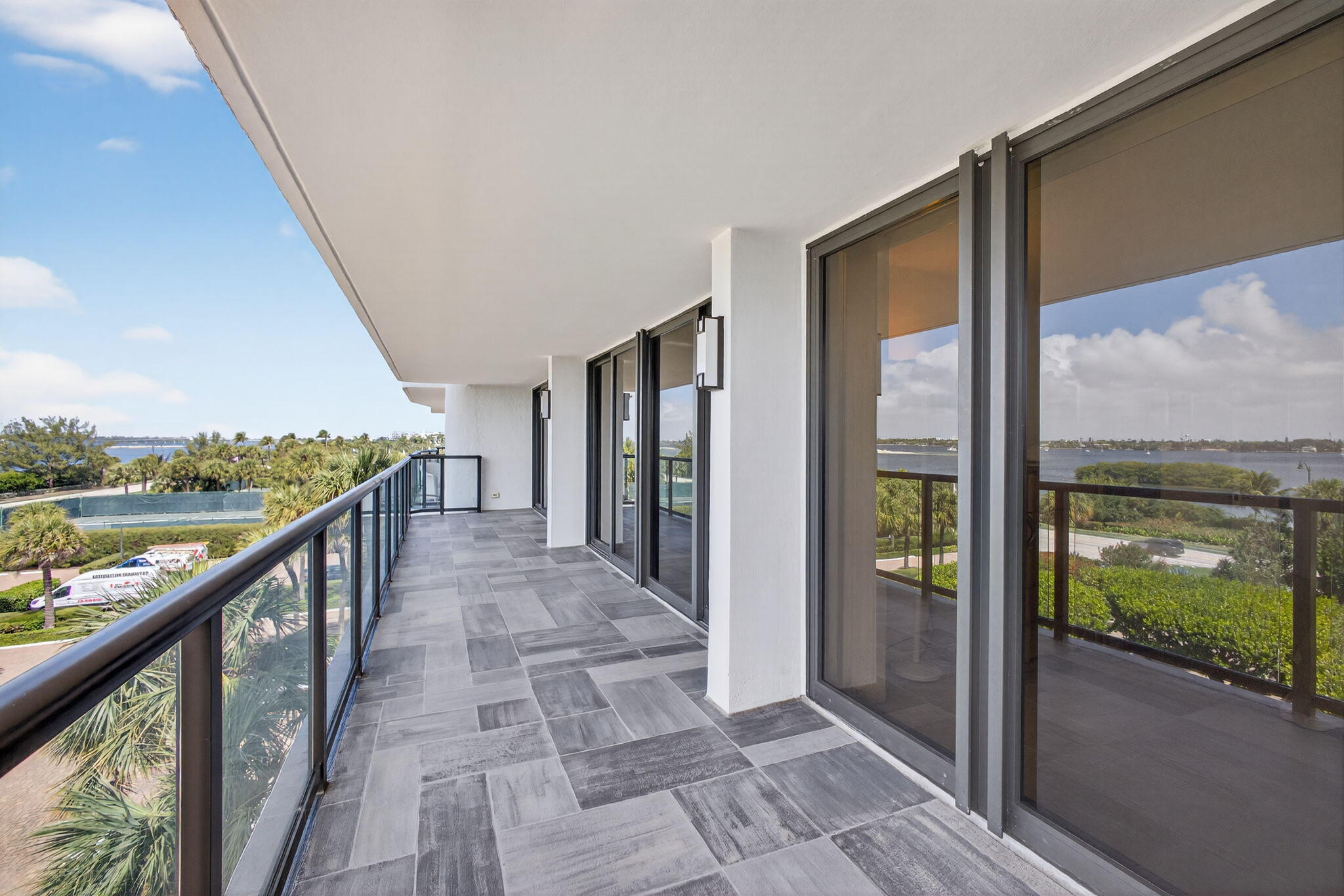 HALCYON OF PALM BEACH - Residential