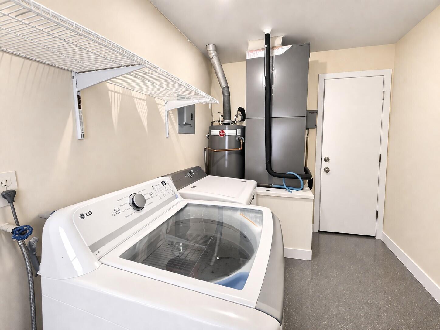 VENETIAN ISLES 2ND SEC - Residential