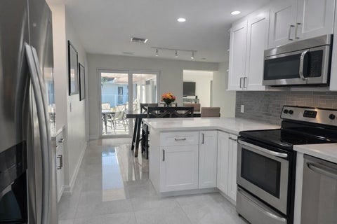 Tiny photo for 3910 NE 26th Avenue, Lighthouse Point, FL 33064 (MLS # B26017400)