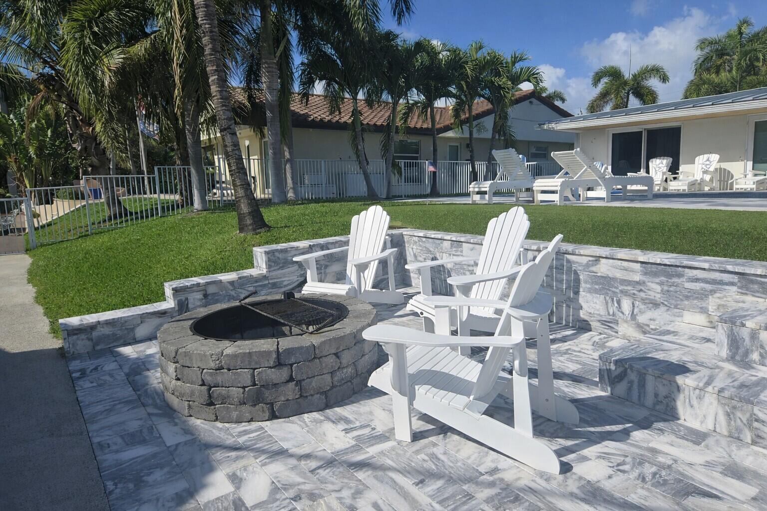 VENETIAN ISLES 2ND SEC - Residential