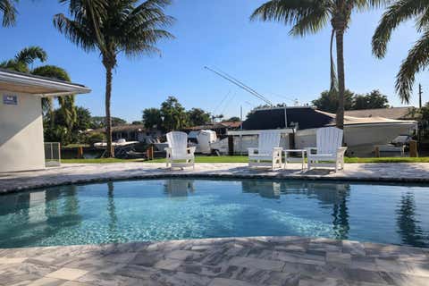 Tiny photo for 3910 NE 26th Avenue, Lighthouse Point, FL 33064 (MLS # B26017400)