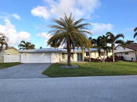 Photo of 3910 NE 26th Avenue, Lighthouse Point, FL 33064 (MLS # B26017400)