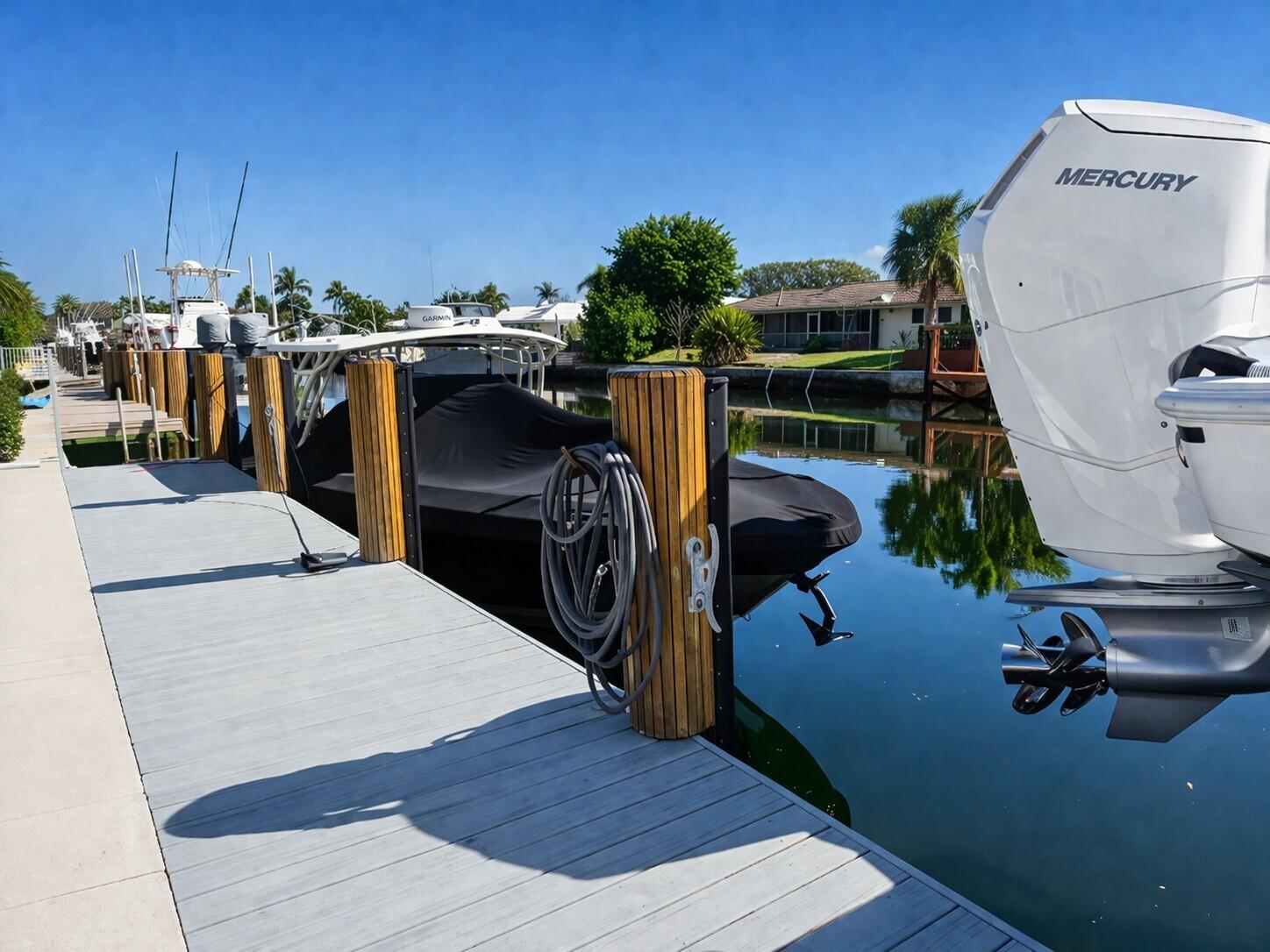 VENETIAN ISLES 2ND SEC - Residential