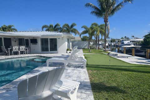 Tiny photo for 3910 NE 26th Avenue, Lighthouse Point, FL 33064 (MLS # B26017400)