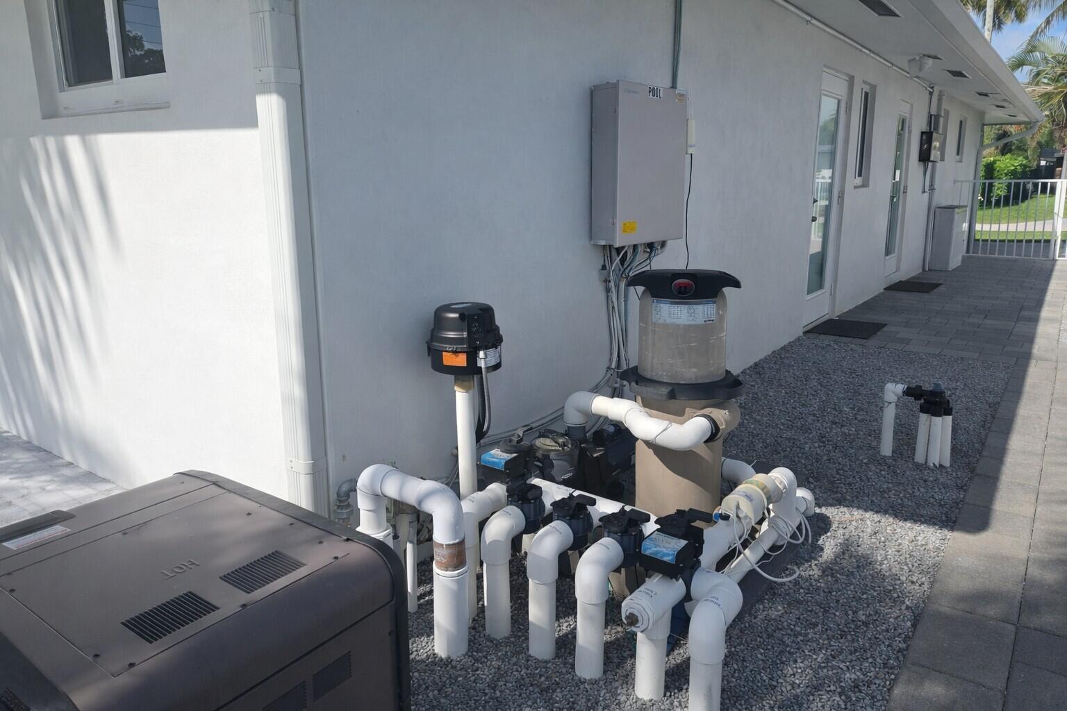 VENETIAN ISLES 2ND SEC - Residential