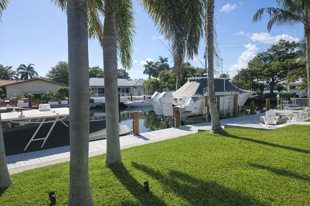 Photo of 3910 NE 26th Avenue, Lighthouse Point, FL 33064 (MLS # B26017400)