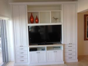 THREE HUNDRED SOUTH OCEAN - Residential