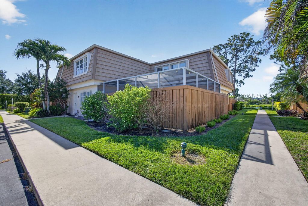 Photo of 4280 Hazel Avenue #C, Palm Beach Gardens, FL 33410 (MLS # B26022972)