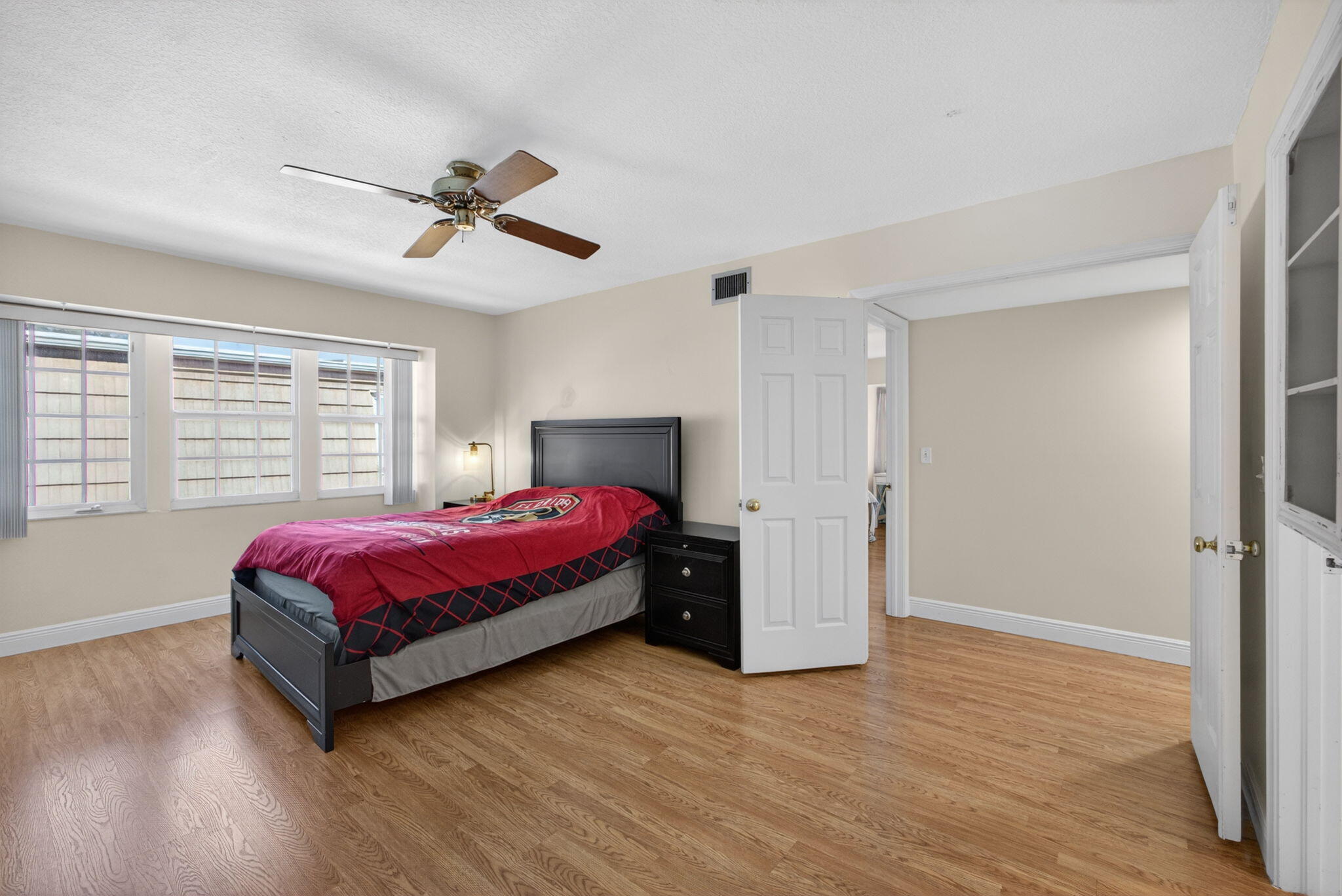 WINCHESTER COURT - Residential