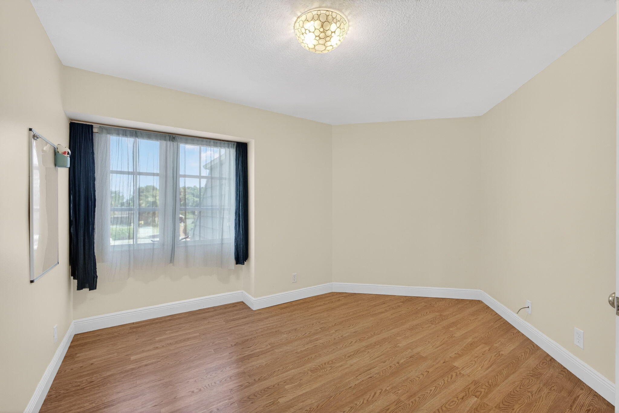 WINCHESTER COURT - Residential