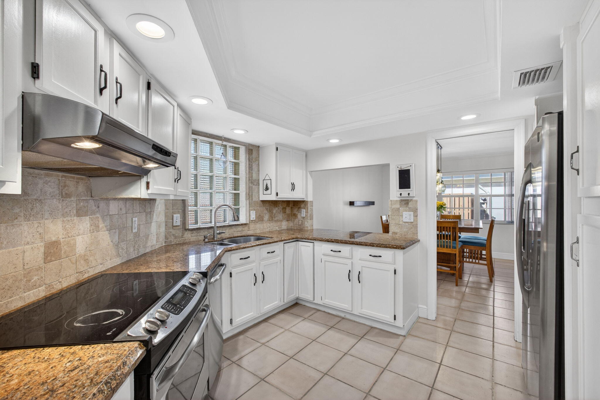WINCHESTER COURT - Residential