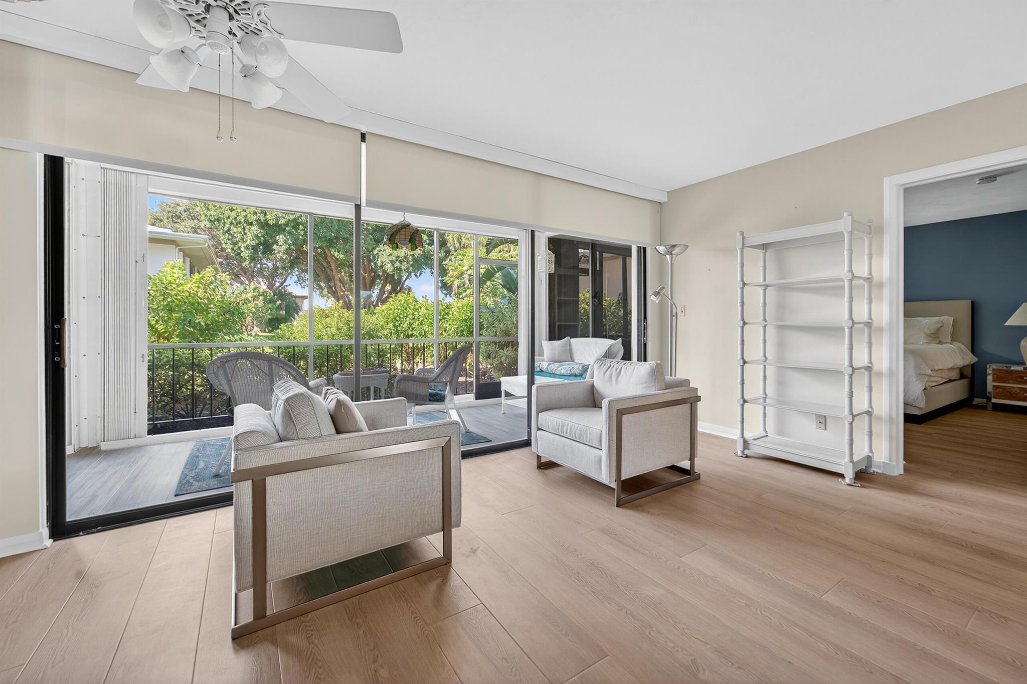 TURTLE CREEK APARTMENT BU - Residential Lease