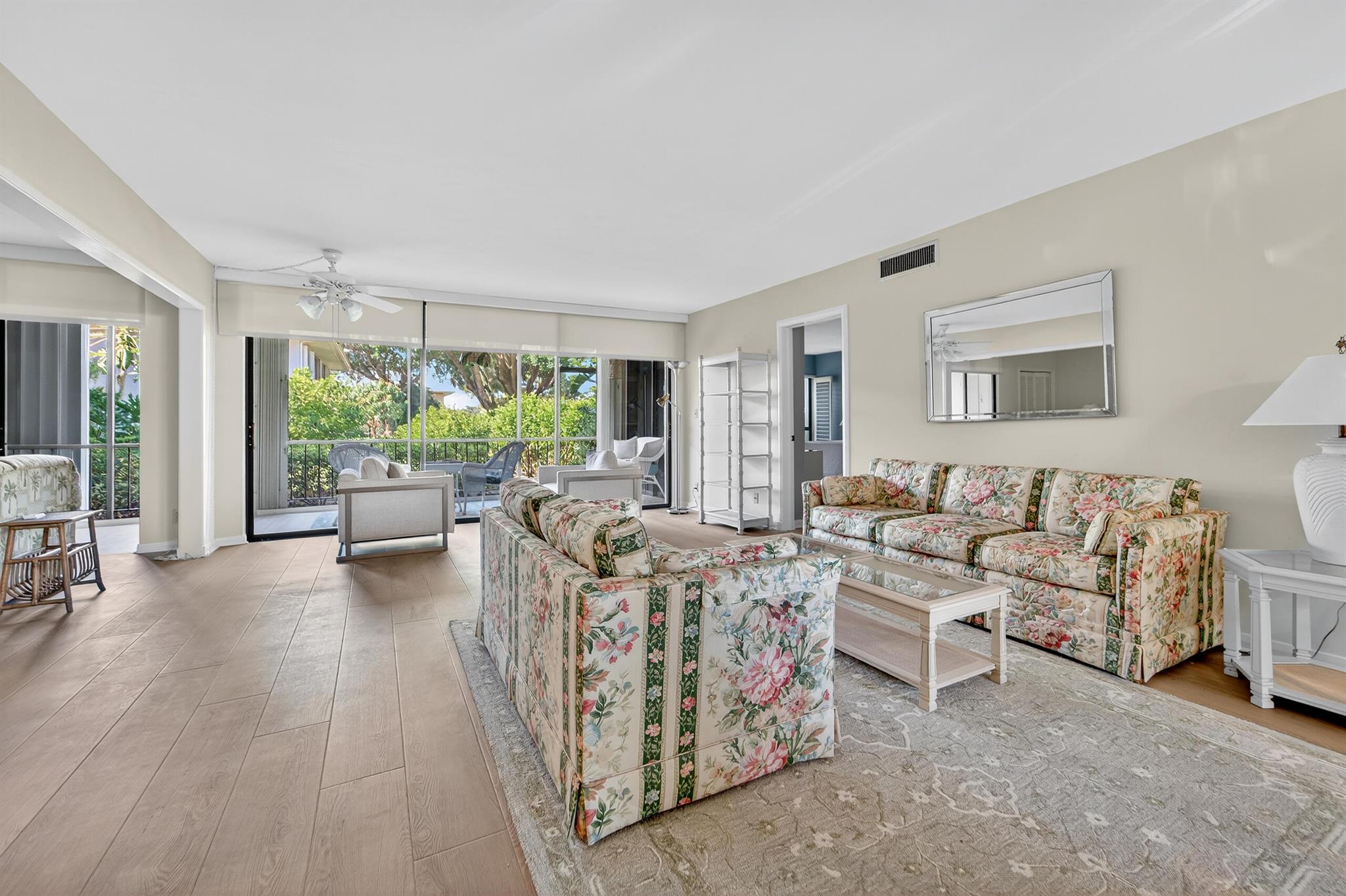 TURTLE CREEK APARTMENT BU - Residential Lease