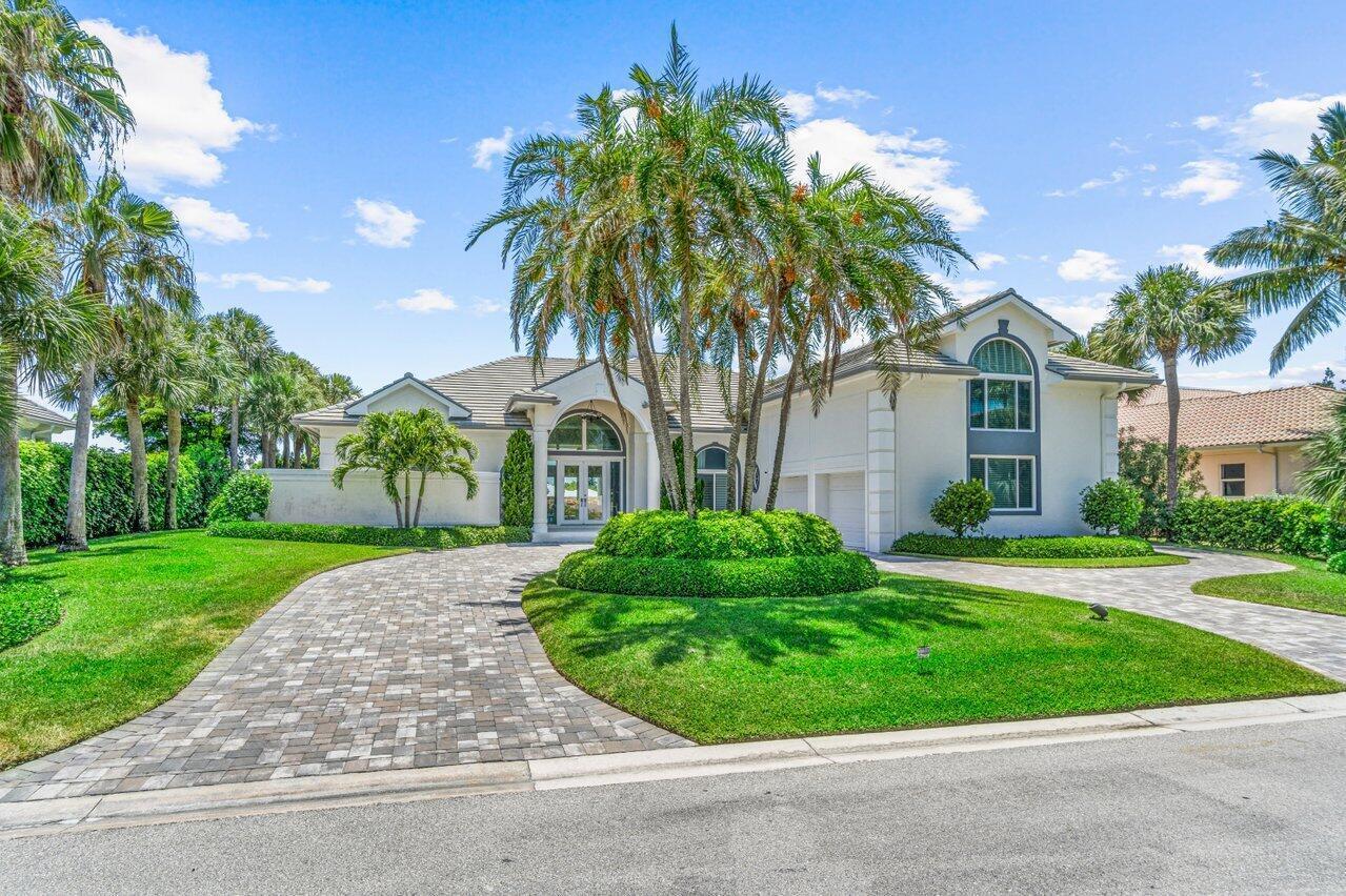 SAILFISH POINT - Residential