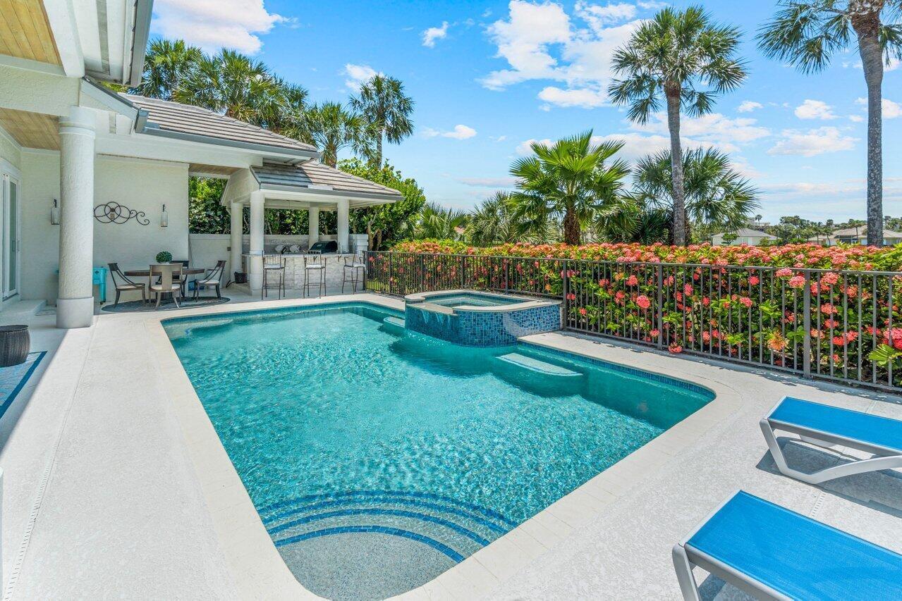 SAILFISH POINT - Residential