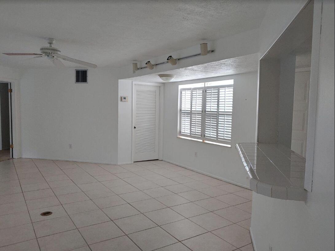 THE VILLAGE OF STUART CONDO - Residential