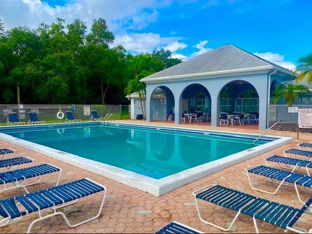 THE VILLAGE OF STUART CONDO - Residential