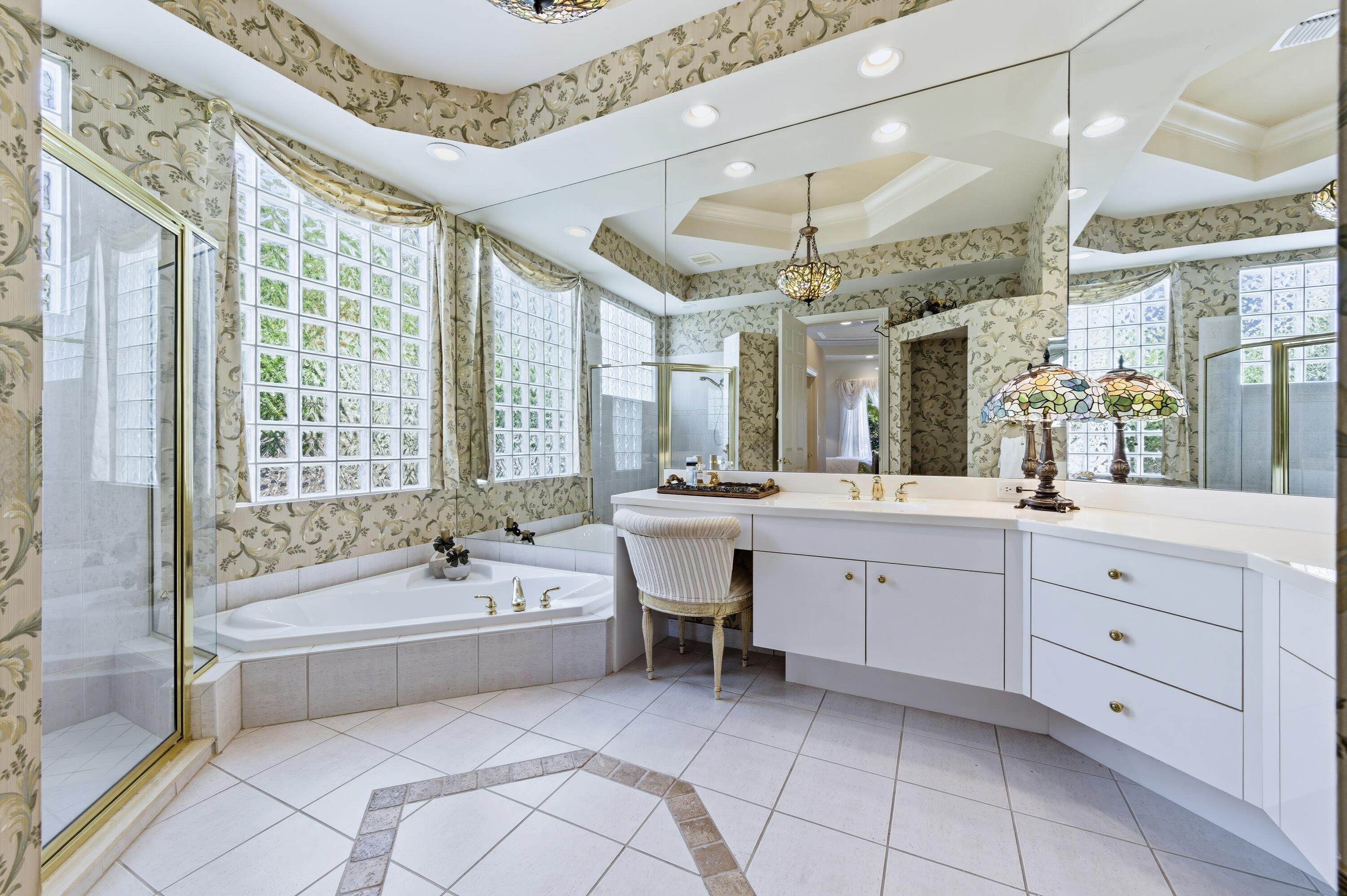 BALLENISLES LAGUNA - Residential