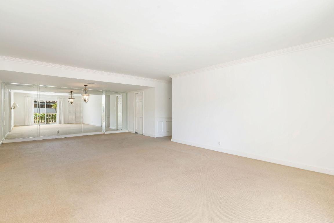 THREE THIRTY COCOANUT ROW CONDO - Residential