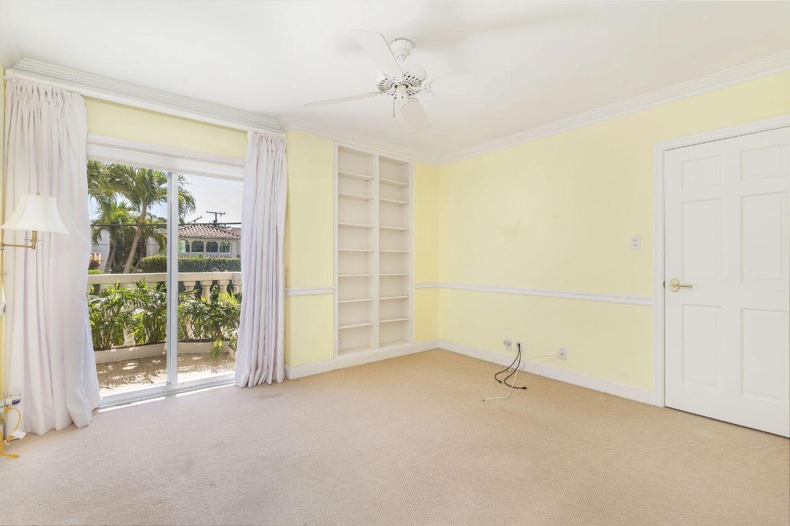 THREE THIRTY COCOANUT ROW CONDO - Residential