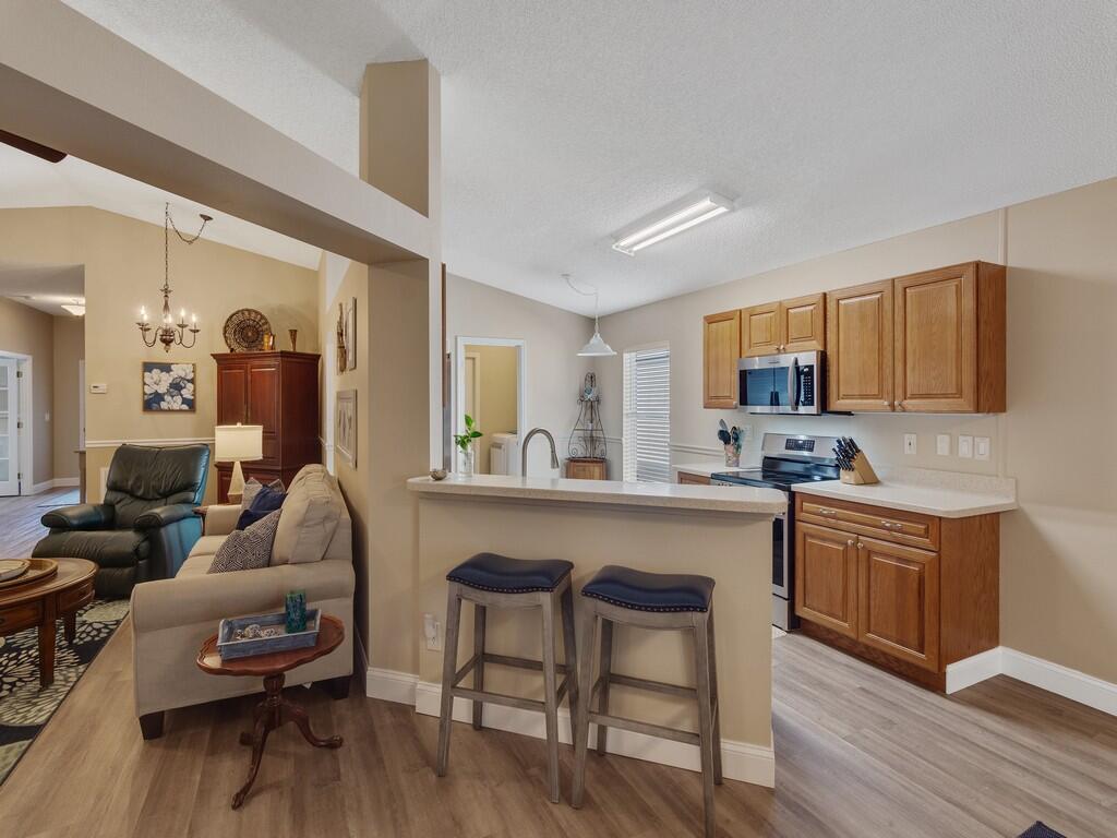 WATERFORD LAKES PHASE I S - Residential