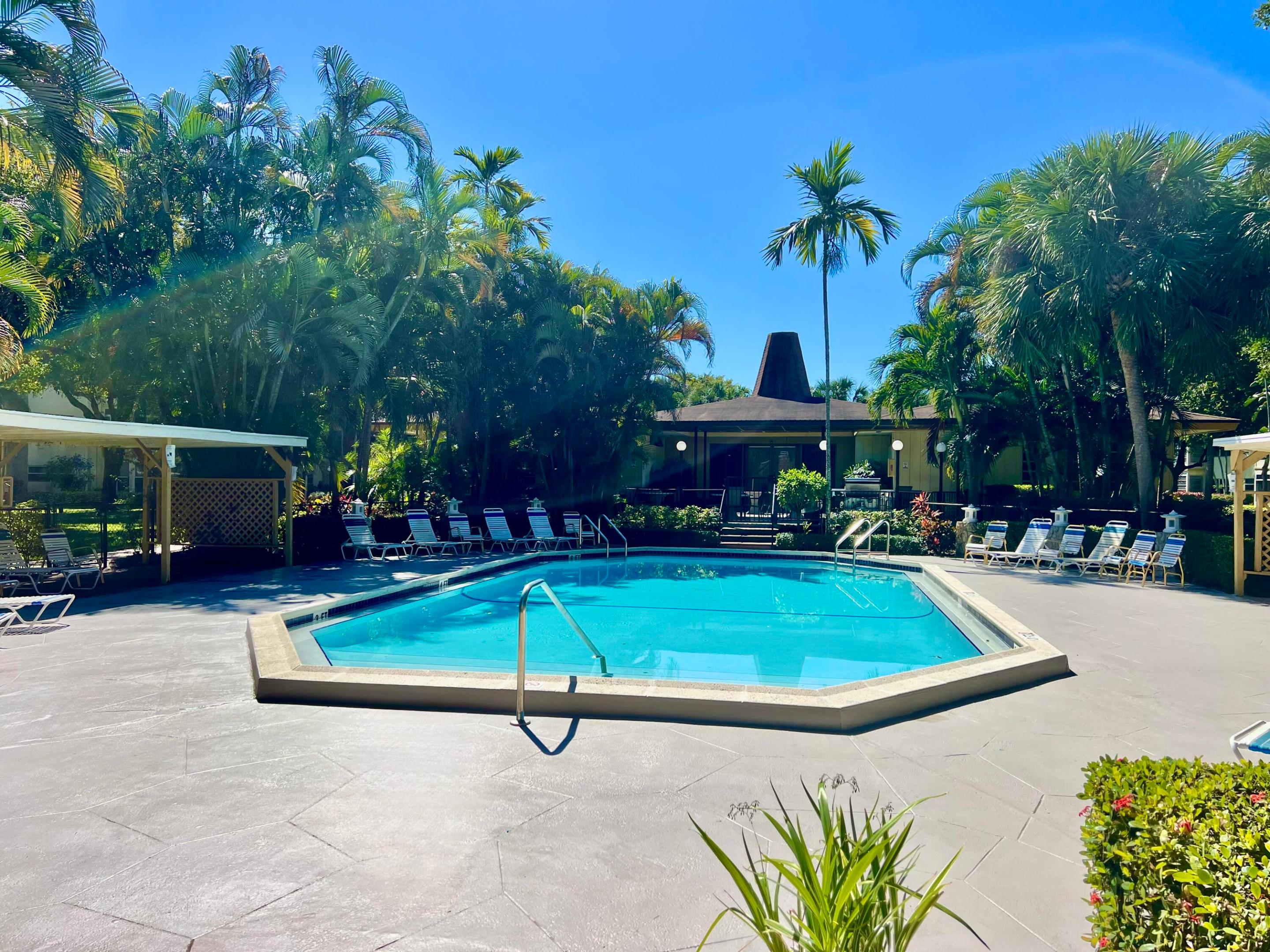 NARCISSUS GARDENS CONDO - Residential