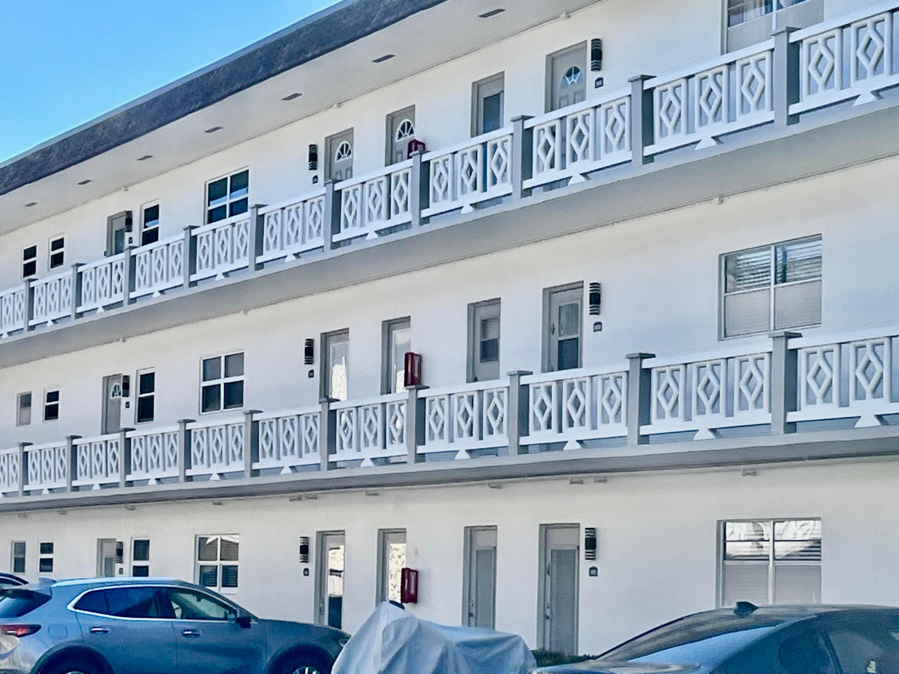 NARCISSUS GARDENS CONDO - Residential