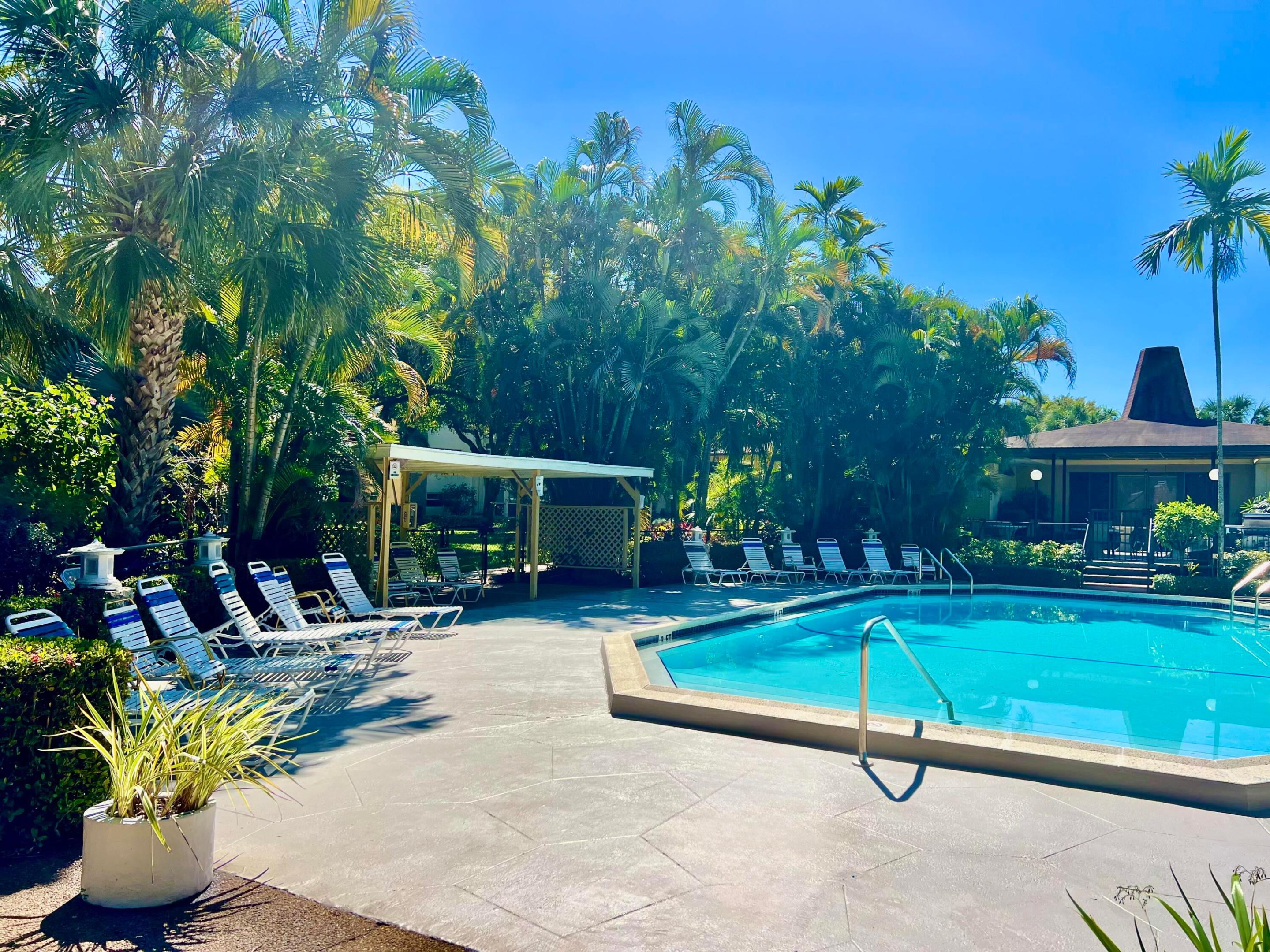 NARCISSUS GARDENS CONDO - Residential