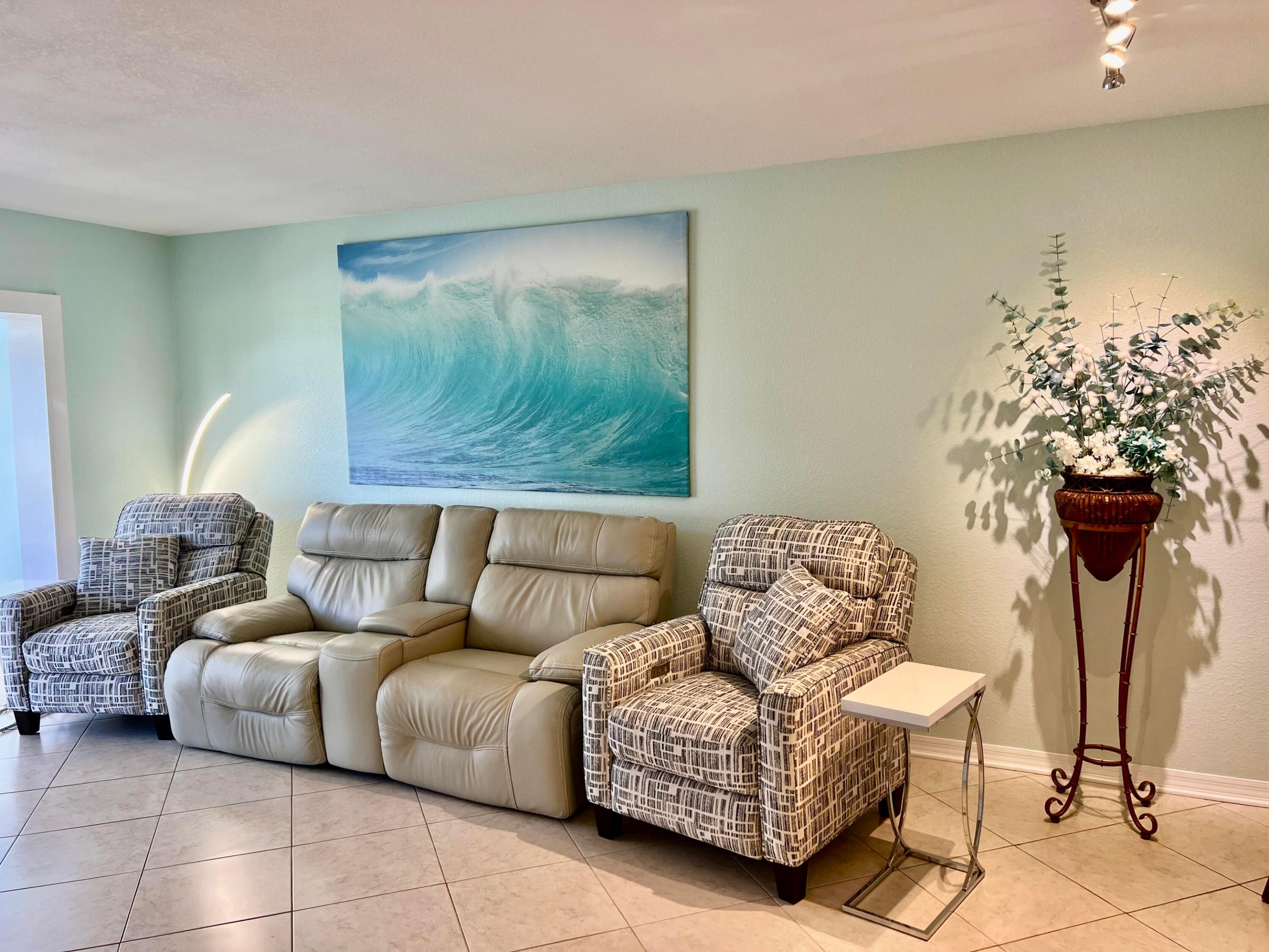 NARCISSUS GARDENS CONDO - Residential