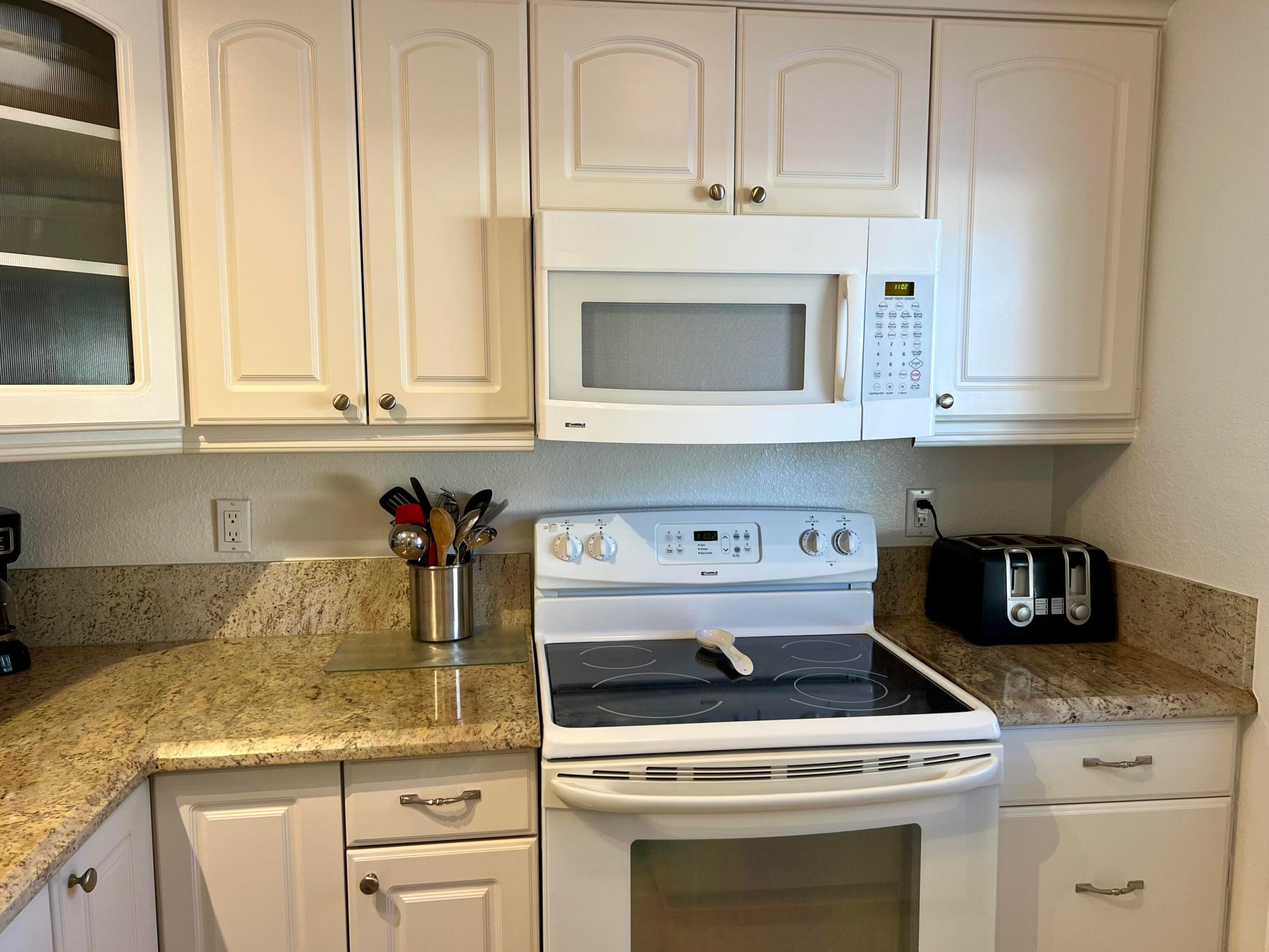 NARCISSUS GARDENS CONDO - Residential