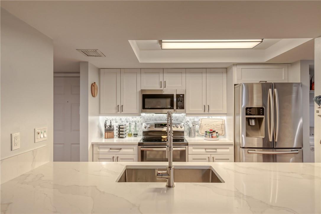 MANOR FOREST/Fox Hollow - Residential