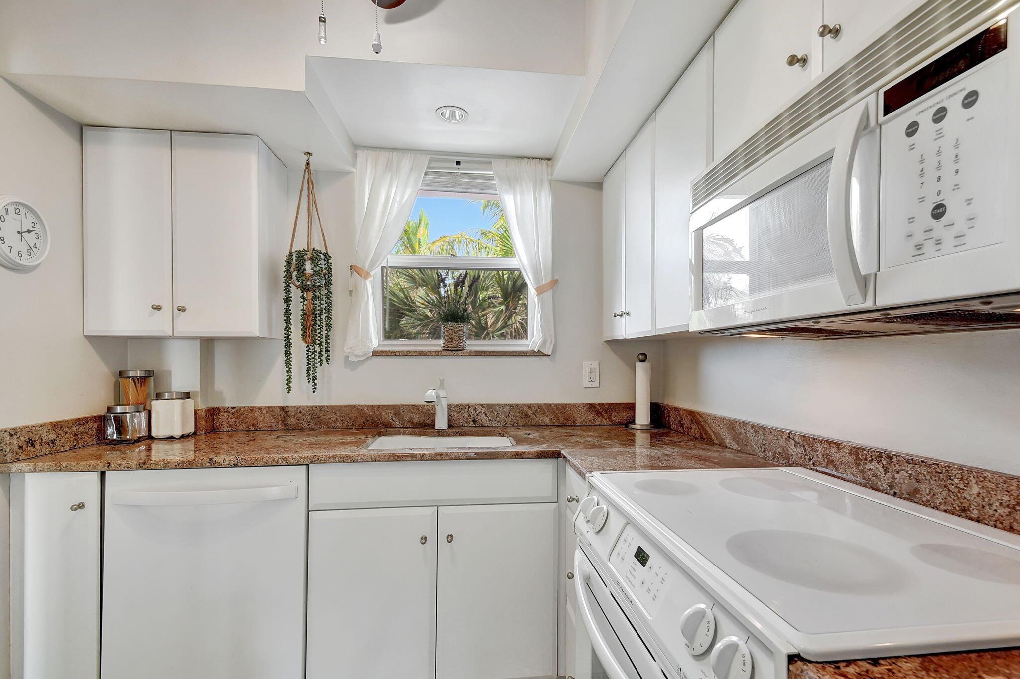 PALMBEACHER APTS INC - Residential