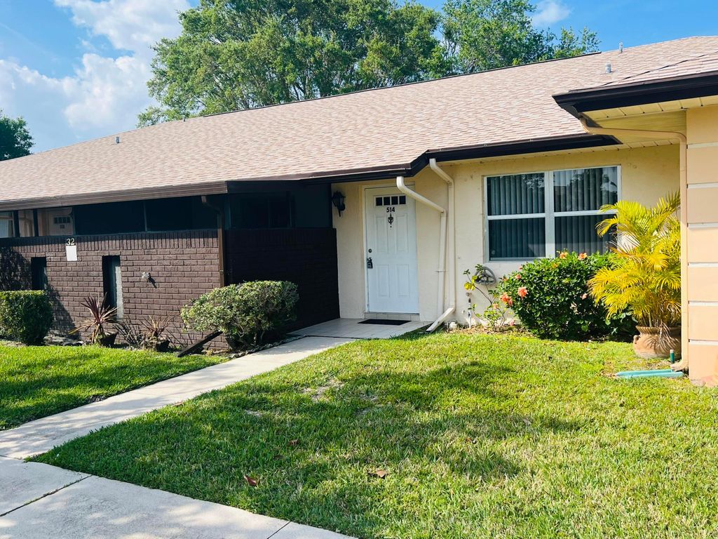 Photo of 514 Ponderosa Drive #32, Fort Pierce, FL 34982 (MLS # R10957873)