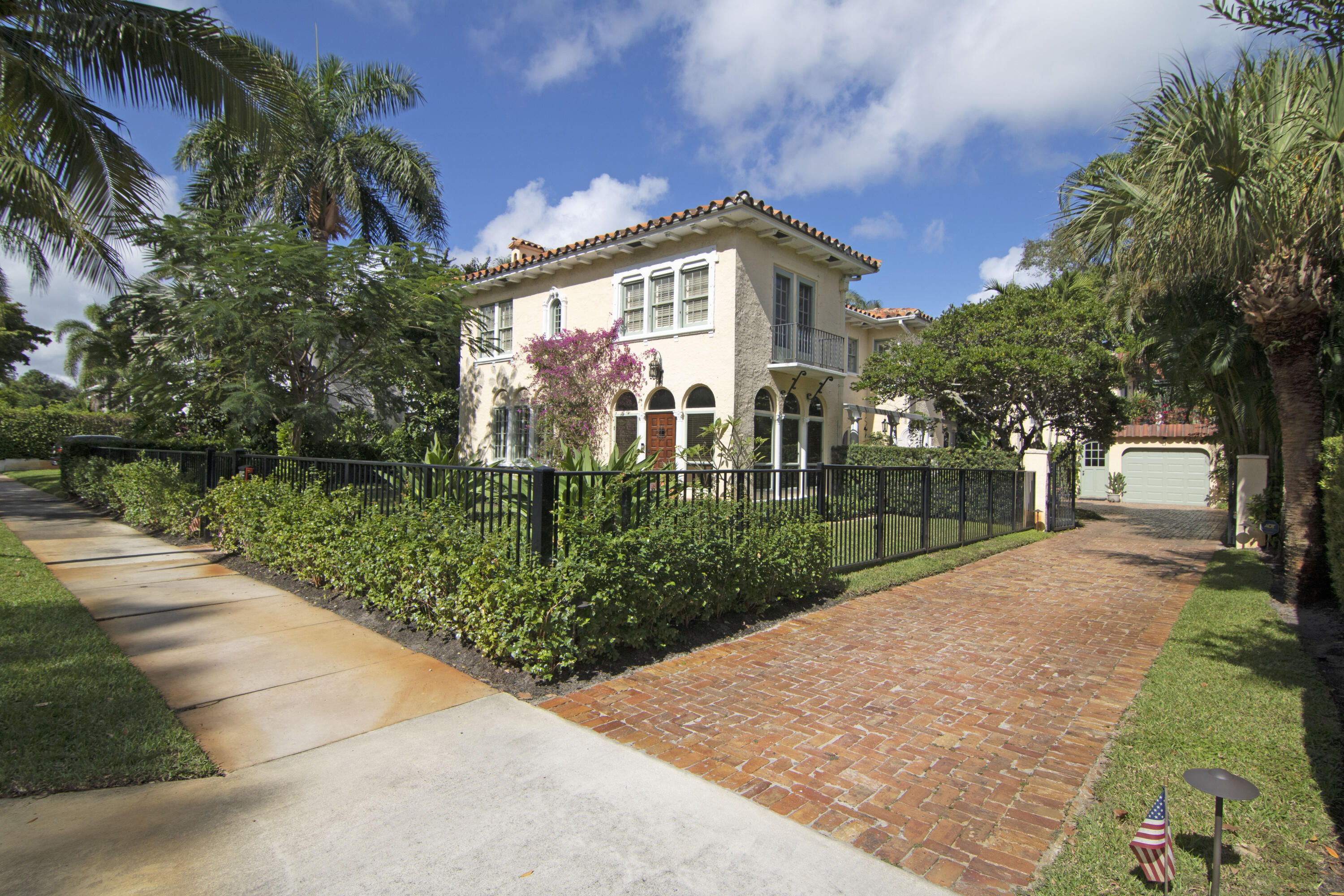 EL CID - Residential