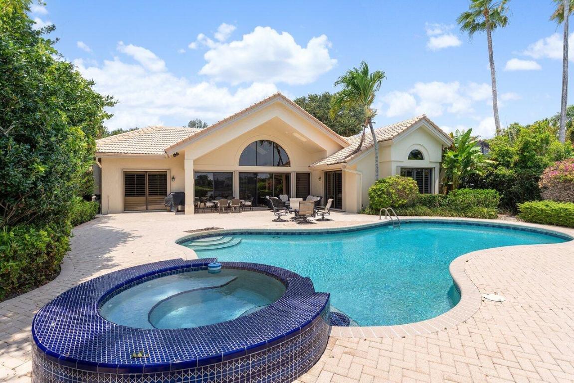 FRENCHMANS CREEK - Residential