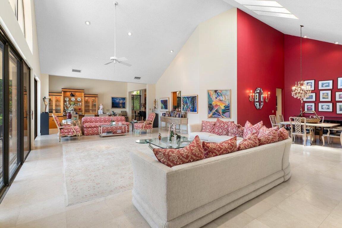 FRENCHMANS CREEK - Residential