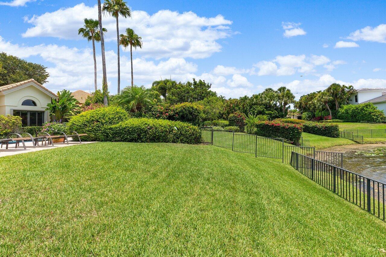 FRENCHMANS CREEK - Residential